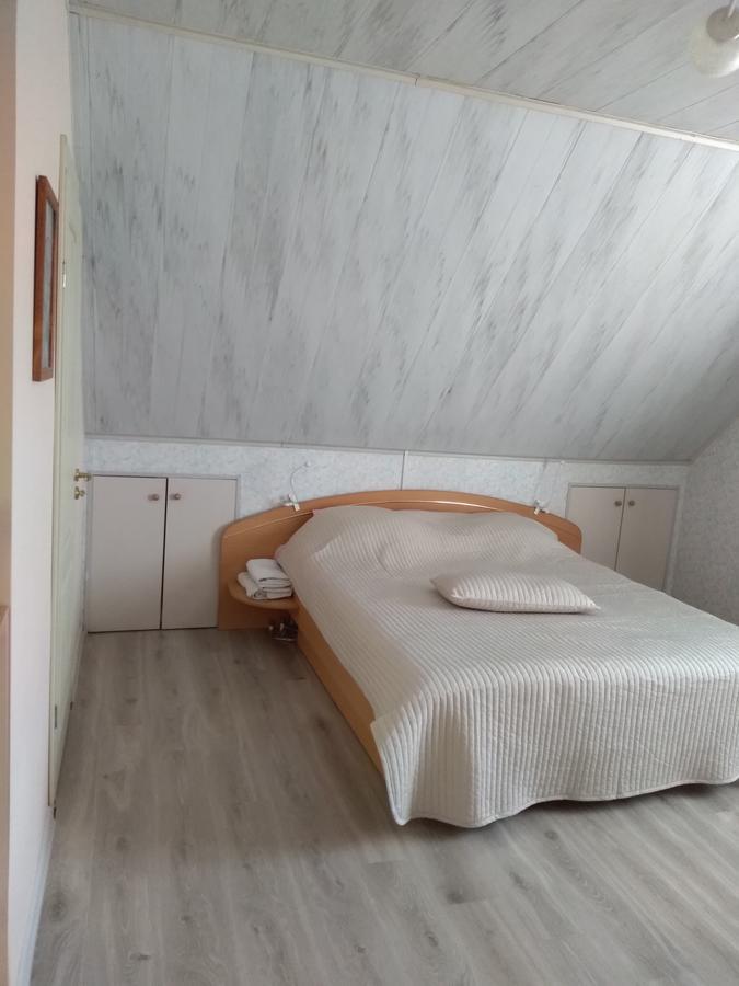 Augutes Zurlienes Apartamentai Тракай Экстерьер фото
